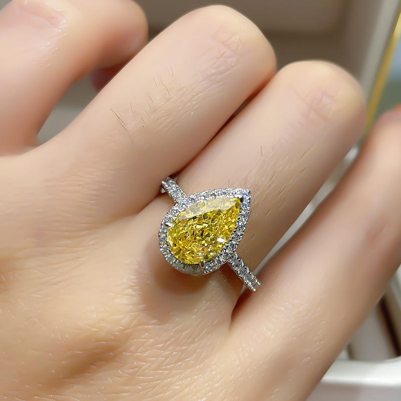 Anillo de oro blanco de 14 quilates con moissanita de 3,5 ct: un brillo que encanta