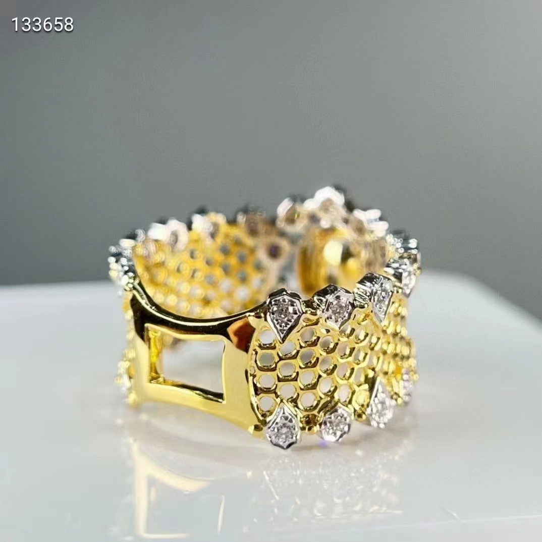 Elegancia radiante: anillo de diamantes amarillos estilo Buccellati