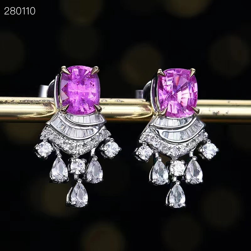 Eleganz der Morgenröte: 18K Gold Ohrstecker mit natürlichem, unbehandeltem Sri-Lanka Padparadscha Saphir