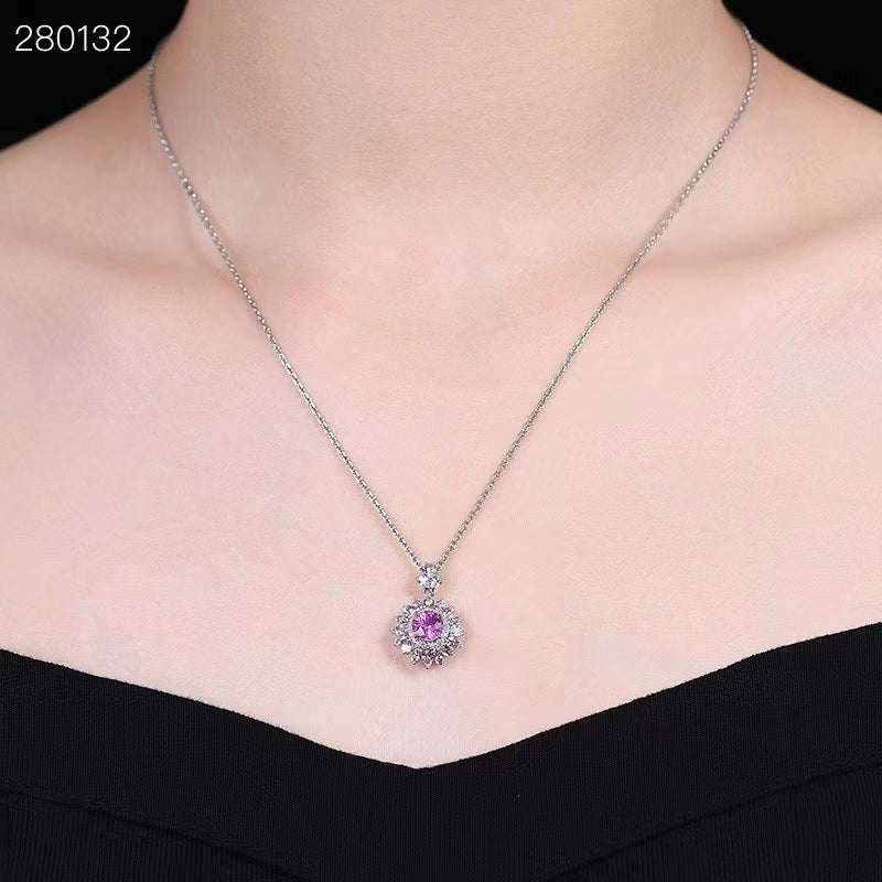 Glanzvolle Eleganz: 18K Gold Padparadscha Saphir Anhänger