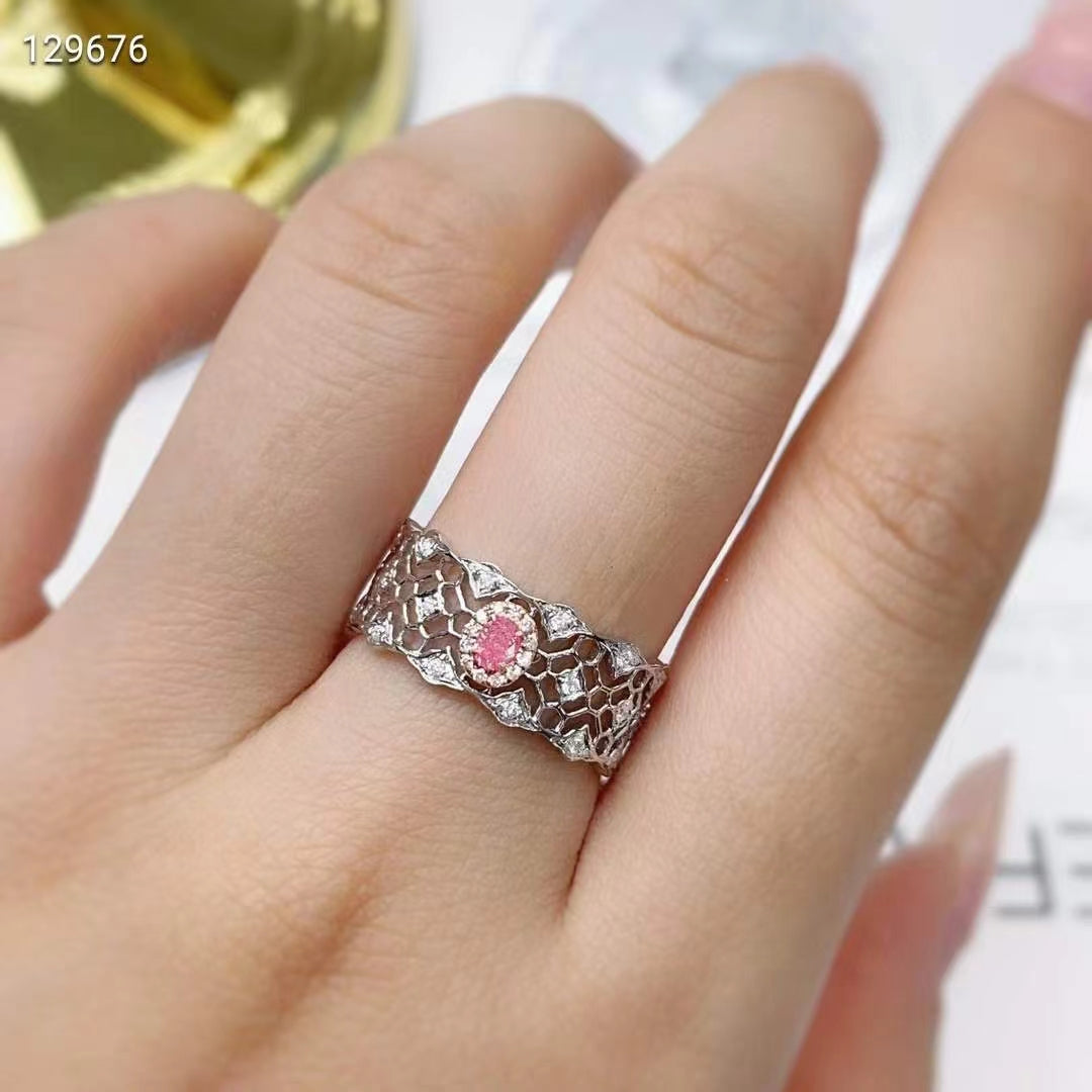 Pink Diamond Elegance – 18K Gold Buqila Ring mit Naturpinkdiamanten