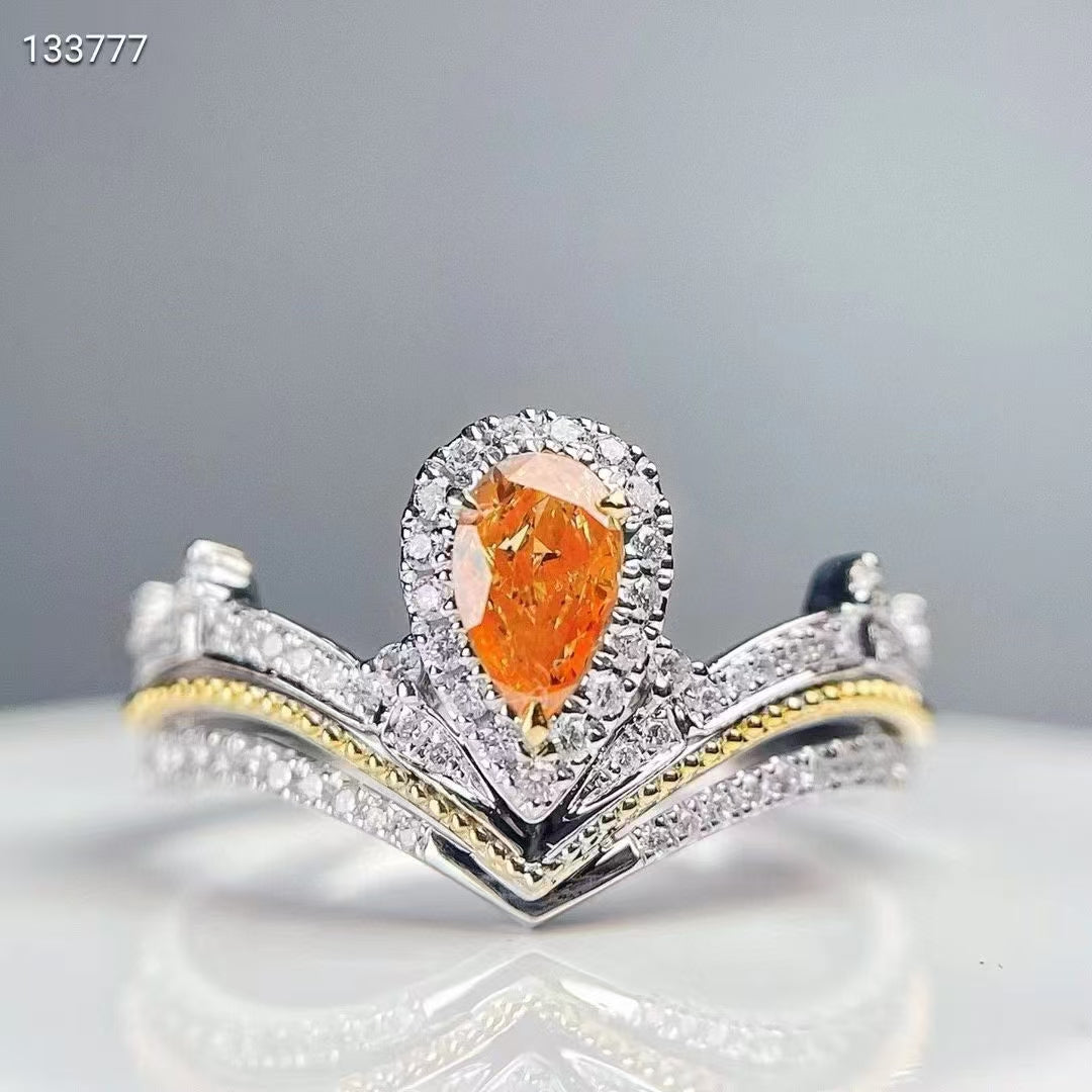Royal Aura – Anillo de oro de 18k con diamante champán natural de 0,3ct