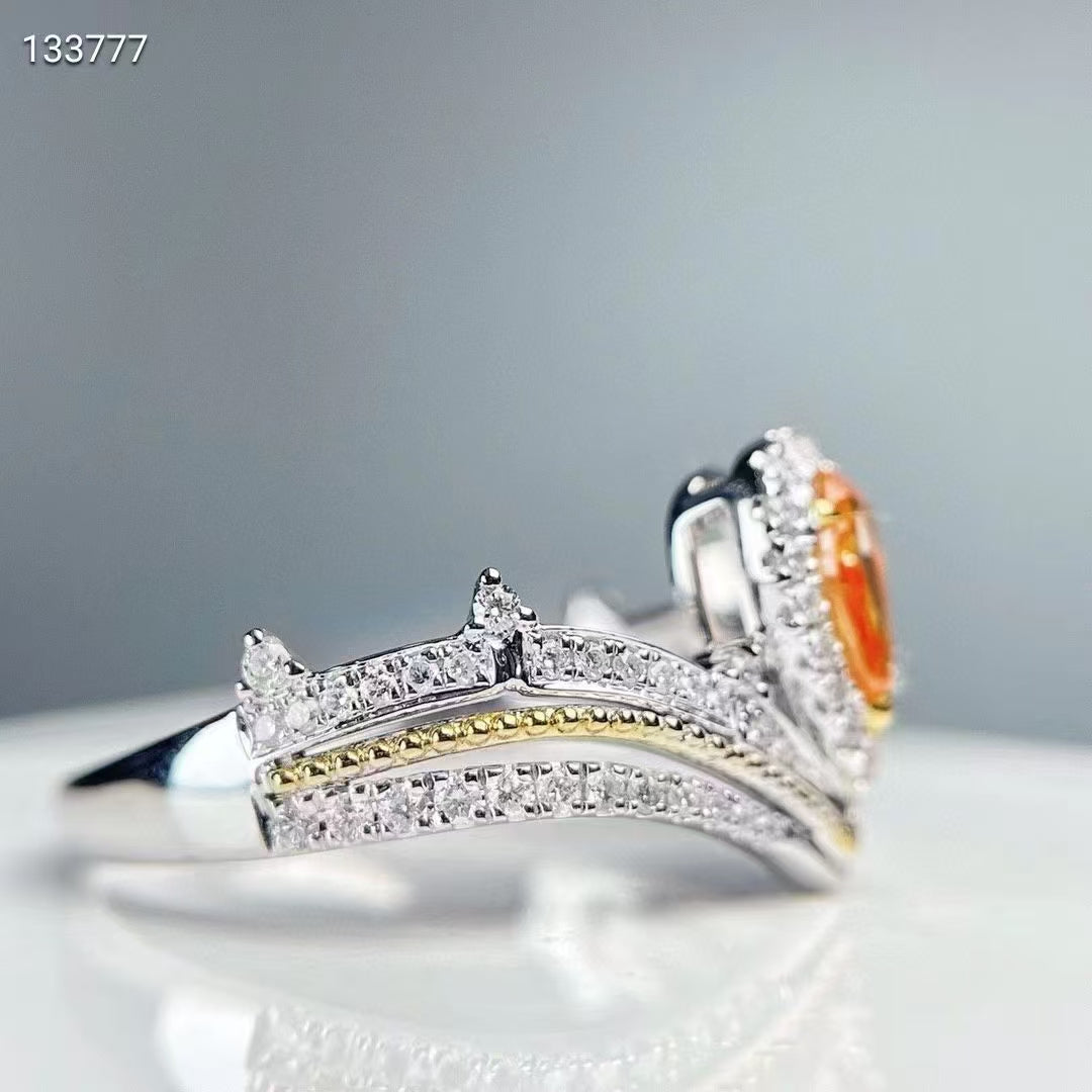 Royal Aura – Anillo de oro de 18k con diamante champán natural de 0,3ct