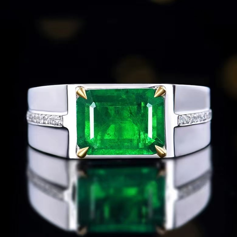 Ewige Pracht: Der 18K Gold 2.12ct Natürlicher Smaragd-Ring