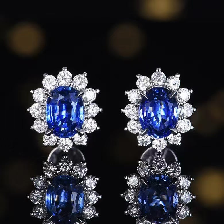 Exquisite luxury: 18K gold stud earrings with 1.42ct Sri Lanka sapphire