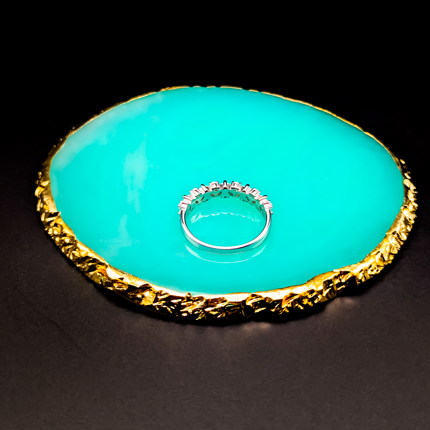 Mondschein Majestät – Exklusiver Sterling Silberring mit CZ-Tropfen