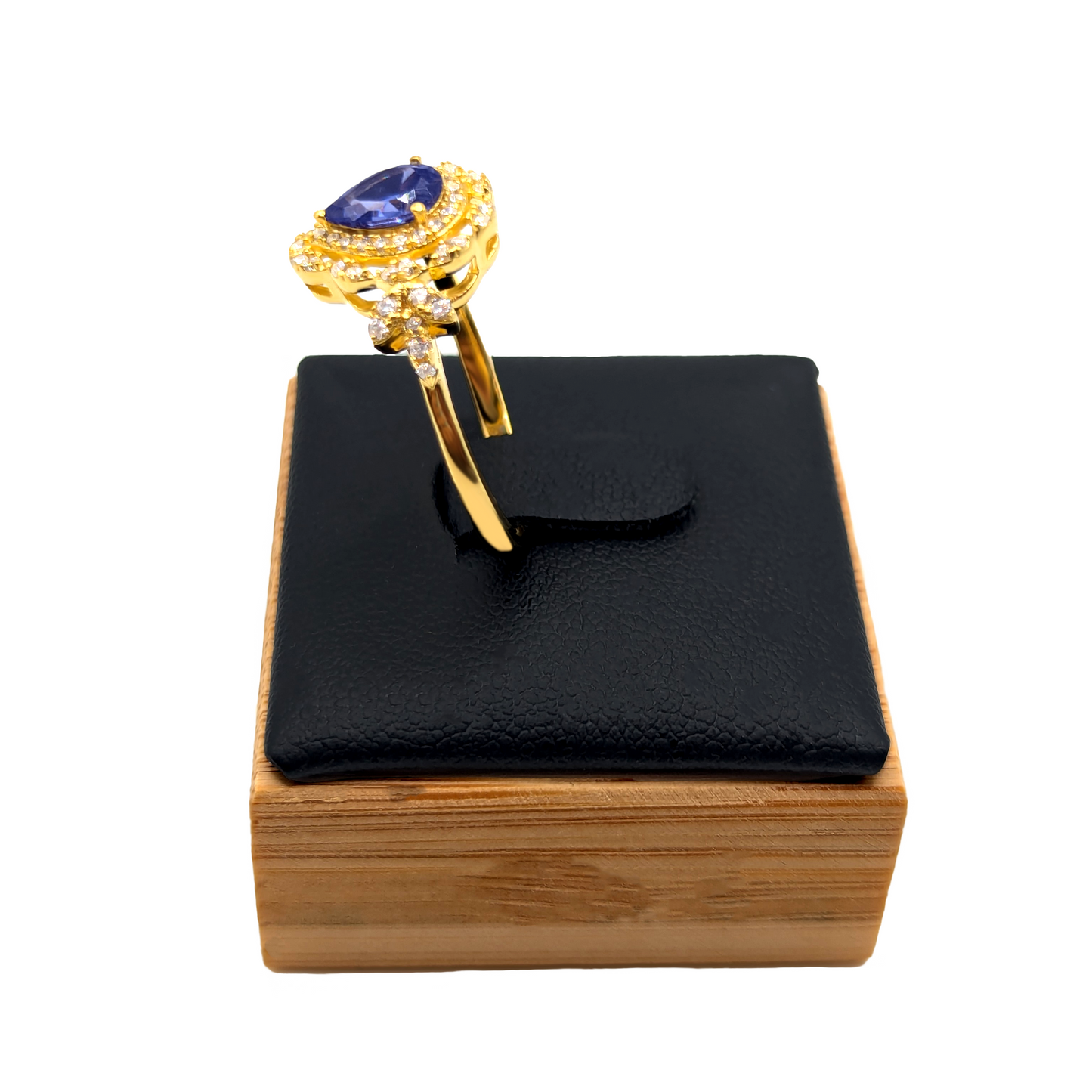 Himmelstropfen – Goldener Tropfen Ring der Eleganz