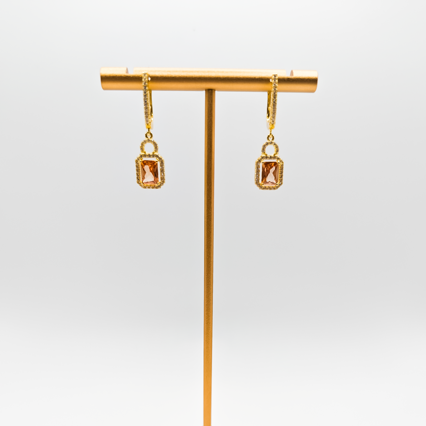 Strahlende Eleganz – Ohrringe aus der Goldener Sonnenstrahl Kollektion