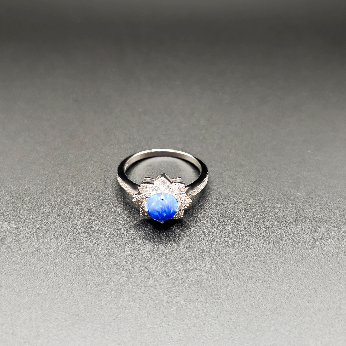 Anillo flor estrellada