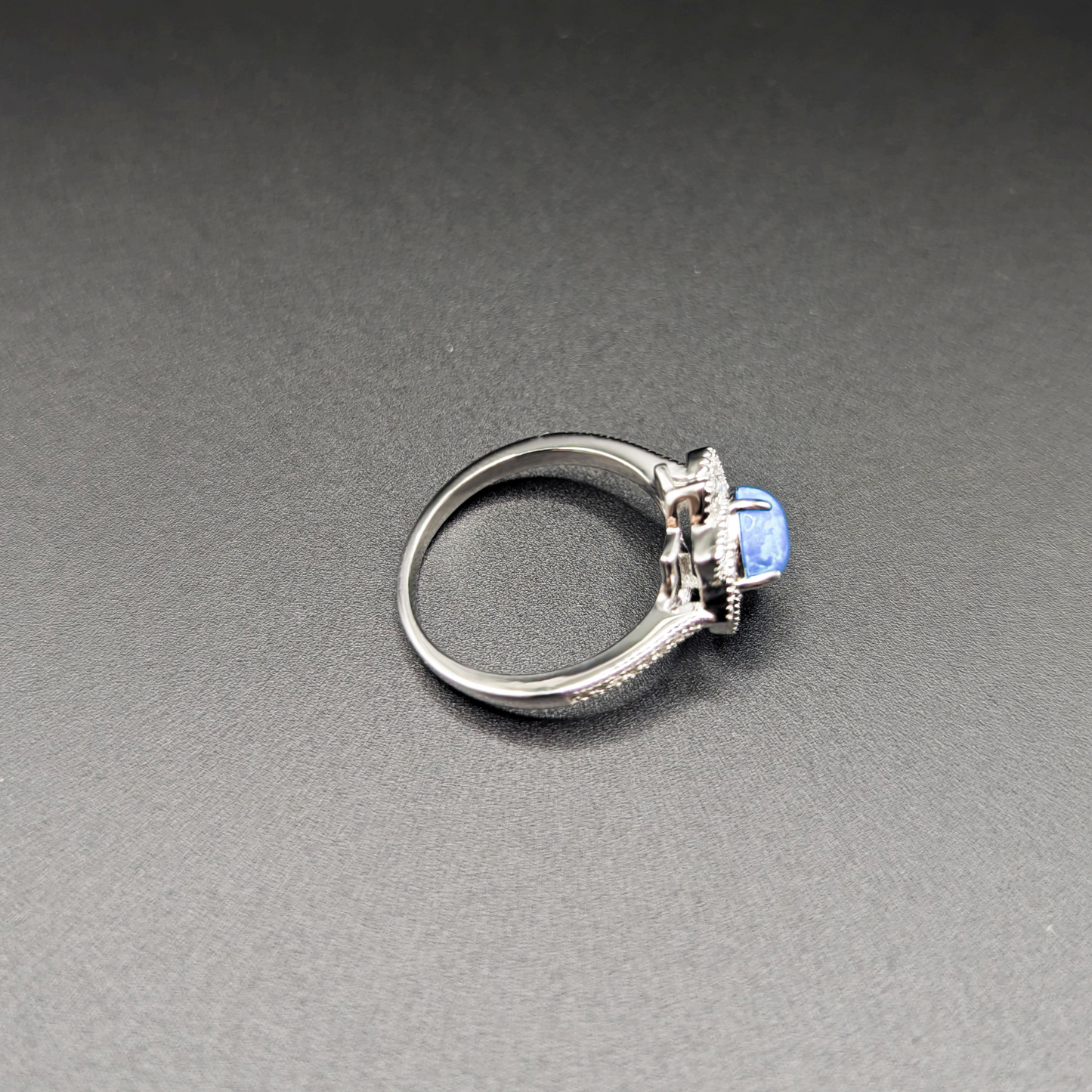 Anillo flor estrellada