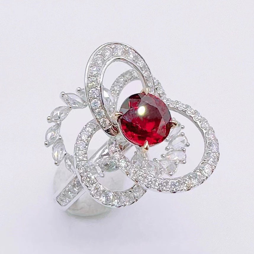Star Flame – Anillo de oro de 18 quilates con rubí de sangre de paloma sin tratar