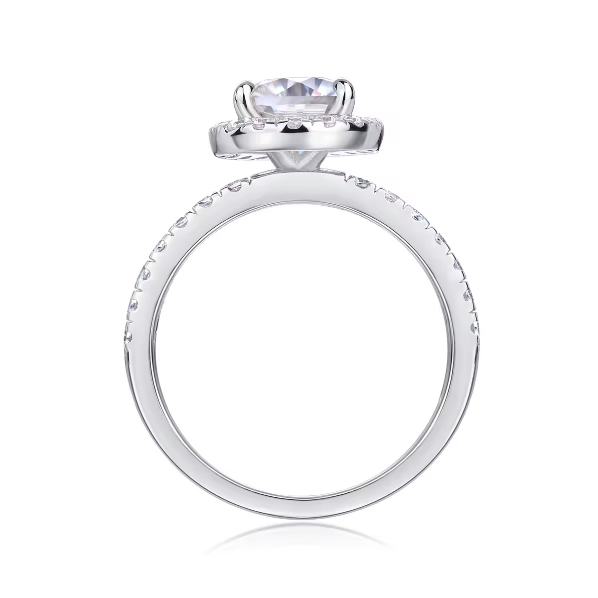 Radiant shine: 1.5 carat pear cut moissanite ring