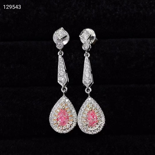 Elegancia encantadora: pendientes de oro de 18 quilates con elegantes diamantes rosas