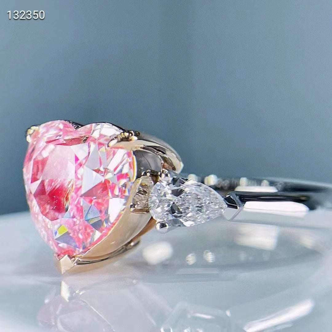 Seductive affair of the heart: 18k gold ring with 5.01ct natural pink diamond