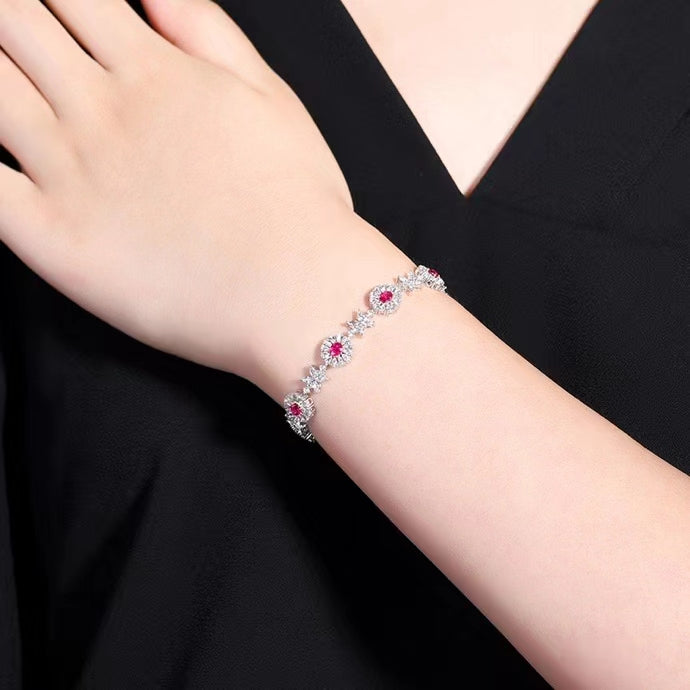 Ruby elegance: the bracelet for the connoisseur