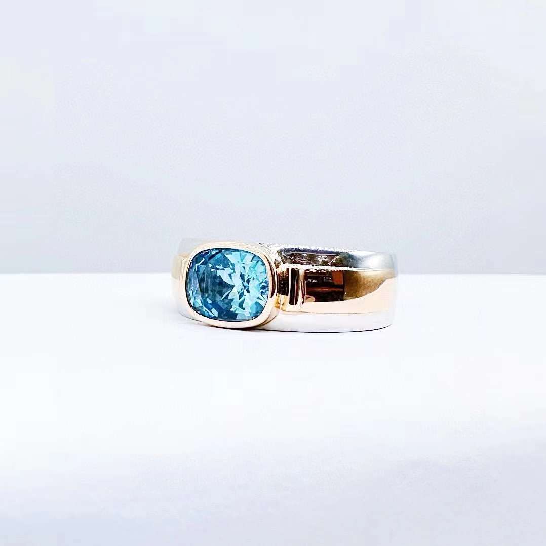 Sky Blue Dream – 18K Gold Santa Maria Aquamarine Ring