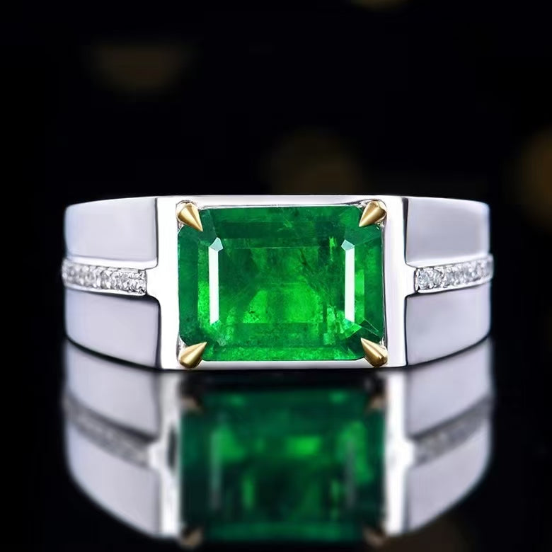 Eternal Splendor: The 18K Gold 2.12ct Natural Emerald Ring