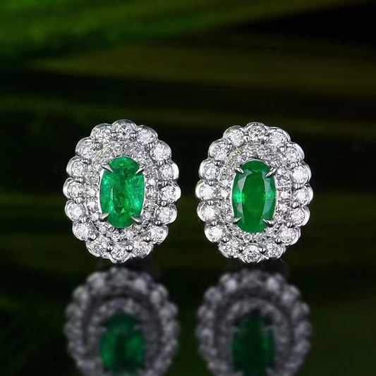 Enchantment in Emerald: 18K Gold Earrings with Natural Emerald