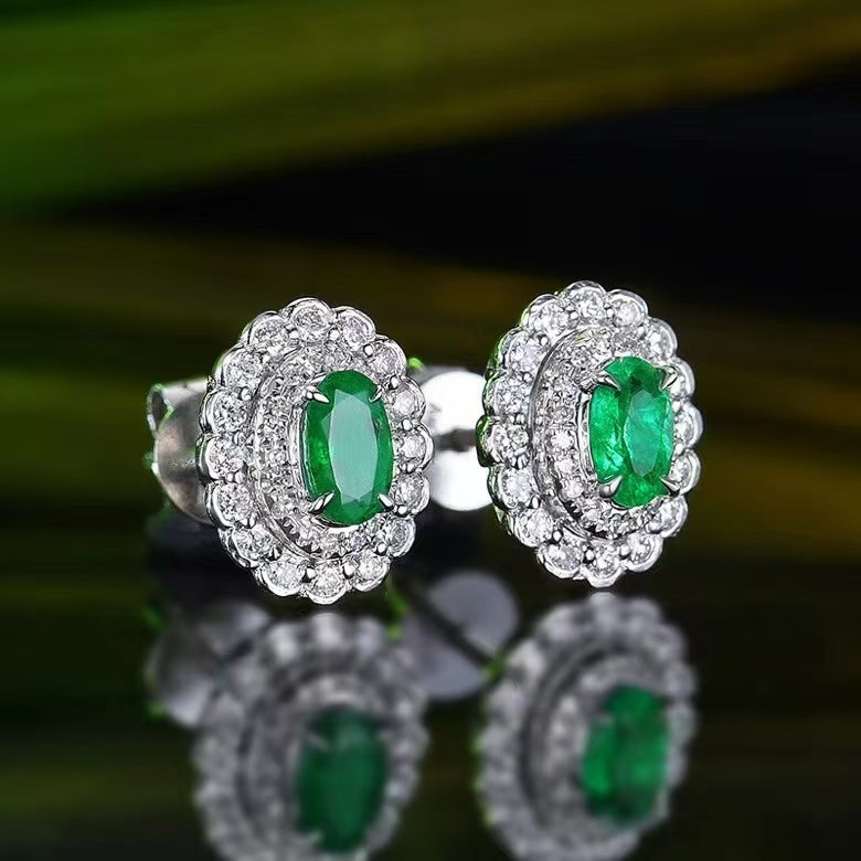 Enchantment in Emerald: 18K Gold Earrings with Natural Emerald