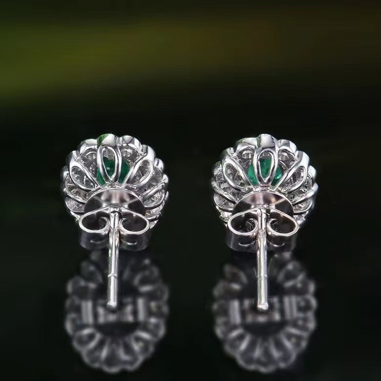 Enchantment in Emerald: 18K Gold Earrings with Natural Emerald