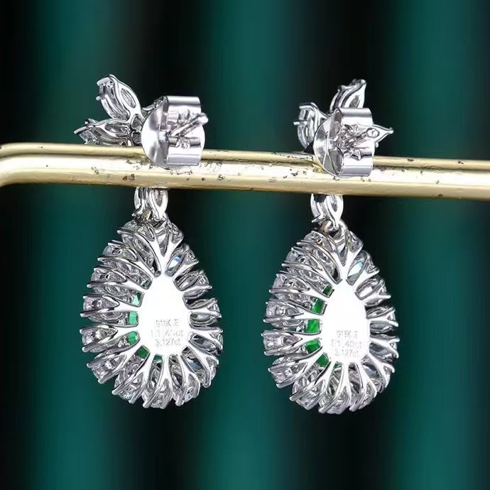 “Hidden Splendor”: 18K Gold Earrings with 1.4ct Natural Emerald