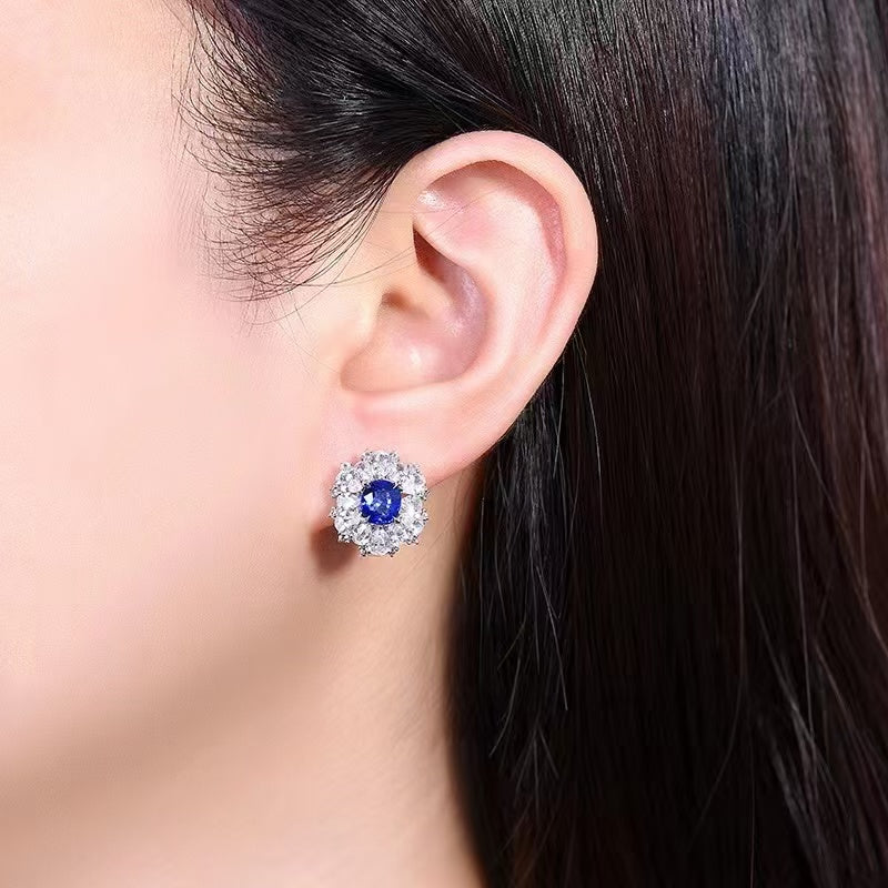 Heavenly Blue – 18K Gold Stud Earrings with 2.31ct Sri Lanka Sapphire