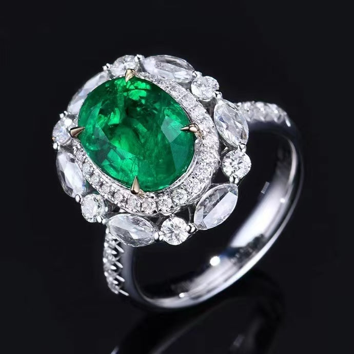 Emerald Shine – 18K Gold Ring Pendant with 3.7ct Zambian Emerald