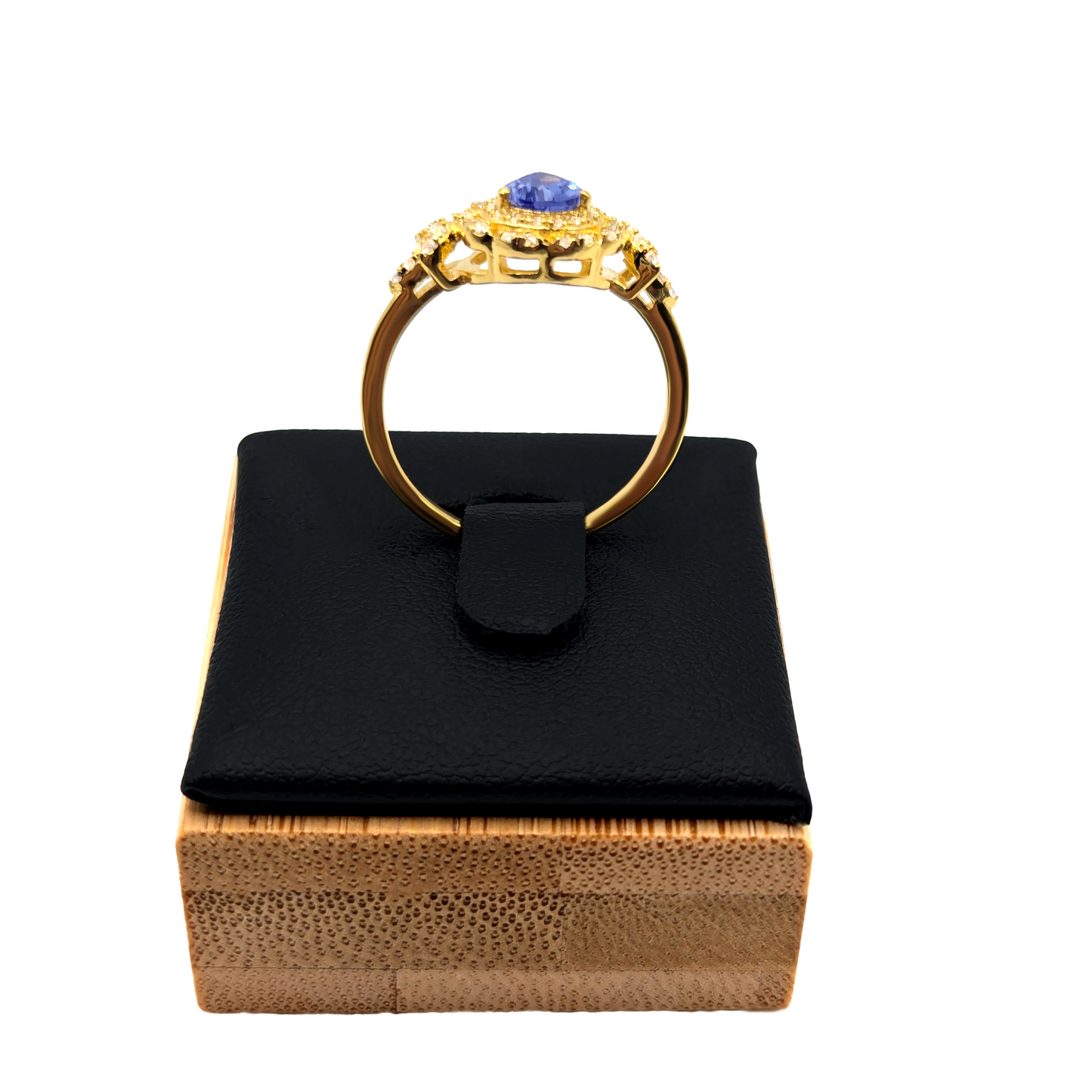 Sky Drop – Golden Drop Ring of Elegance