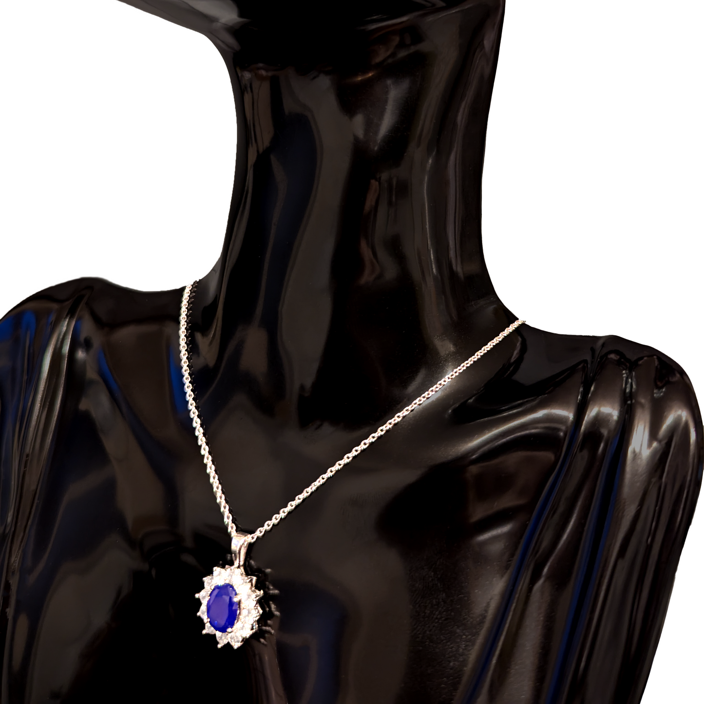 Cornflower magic pendant – floral splendour in sparkling elegance