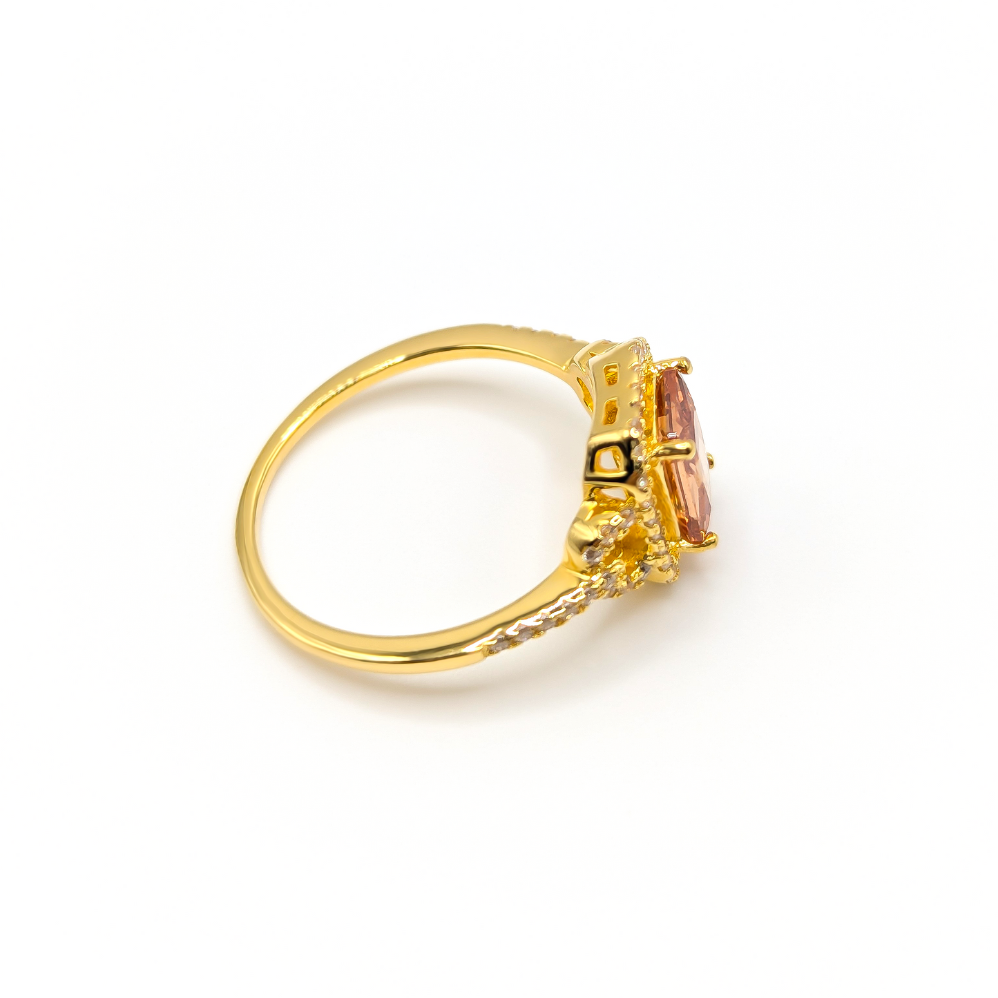 Sunshine Ring – Exquisite elegance from the Golden Sunbeam collection