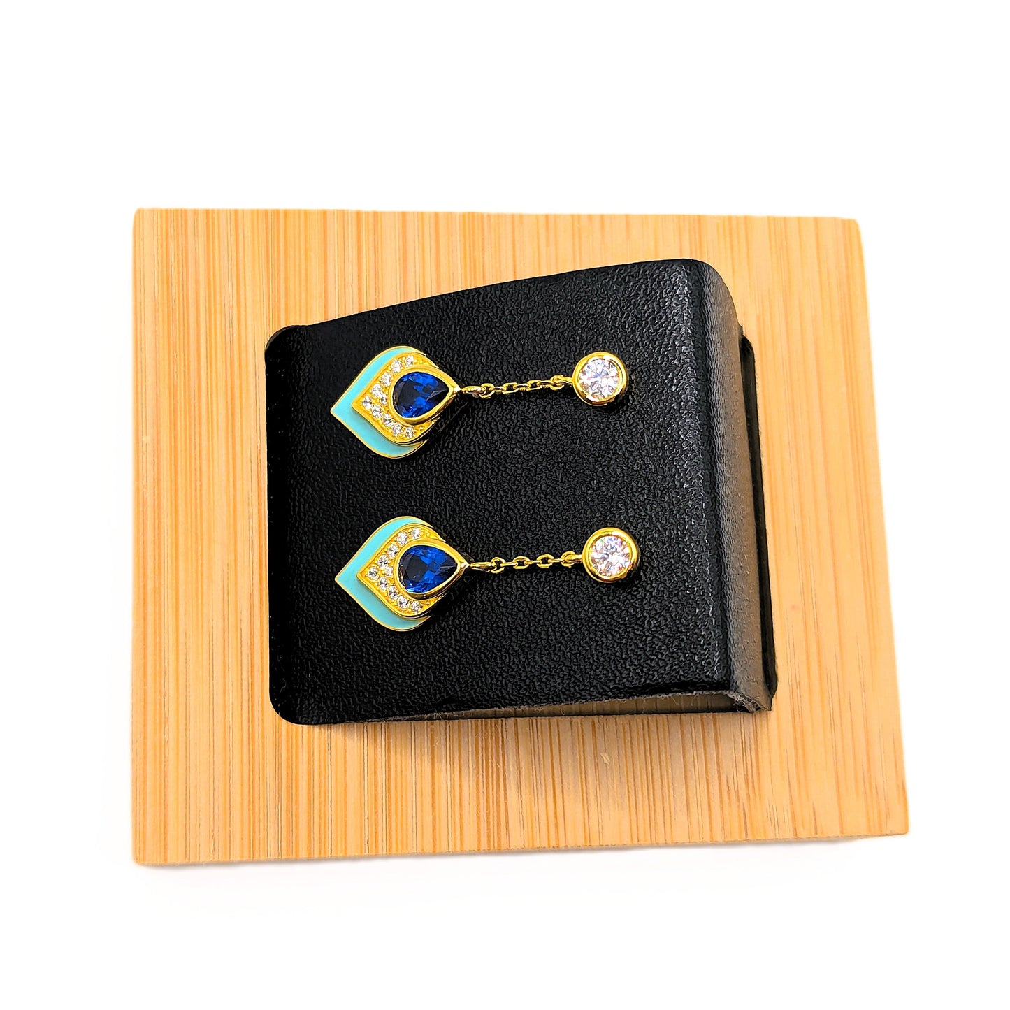 Pendientes Golden Harmony – Elegancia chispeante