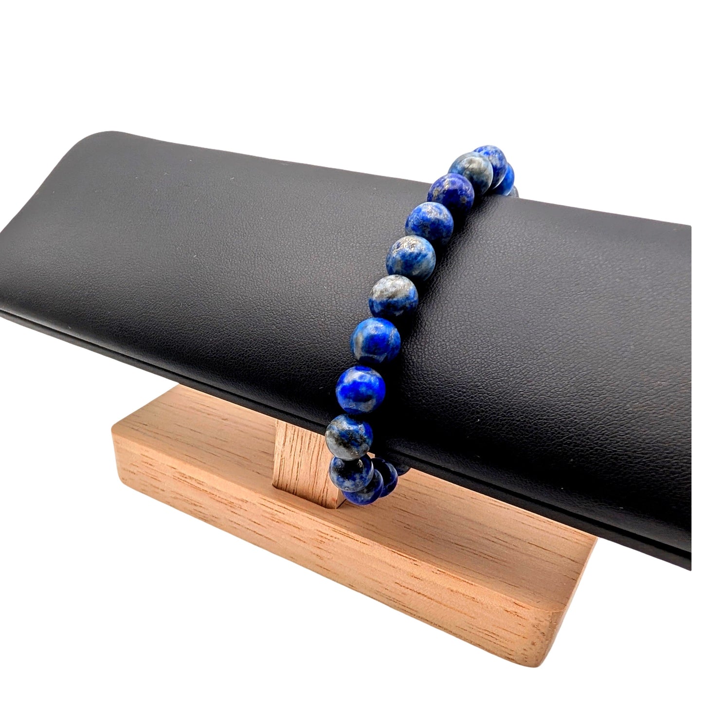 Sternenweisheit – Handgefertigtes Lapislazuli Perlenarmband aus Indien